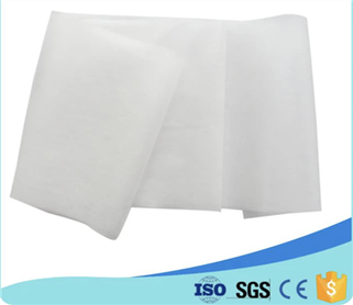 Math Parallel Plaen Deunydd Polyester Viscose Meddal Deunydd Spunlace Ffabrig heb ei Wehyddu ar gyfer Cynhyrchu Wipes Gwlyb Neu Meinwe Gwlyb